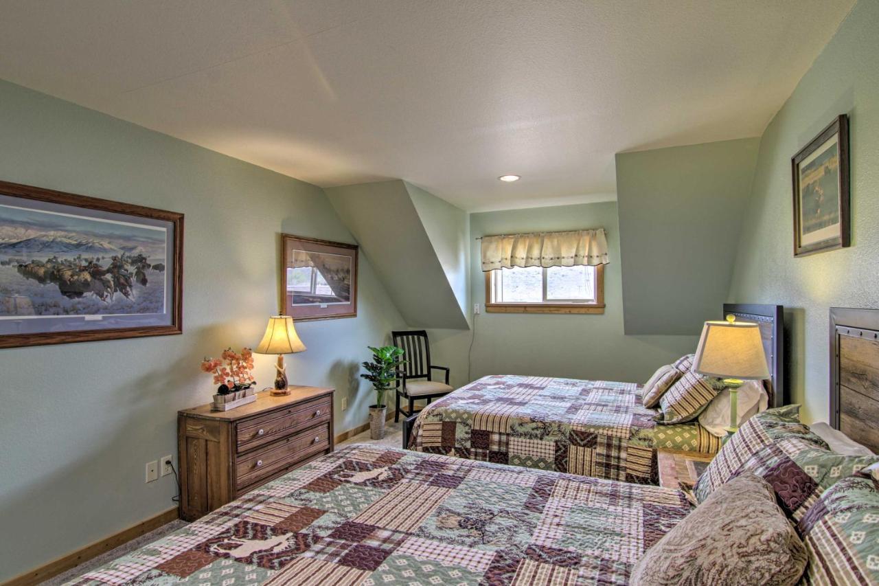 Airy Emigrant Townhome With Sweeping Mtn Views! Bagian luar foto